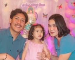 Foto Mom Windi